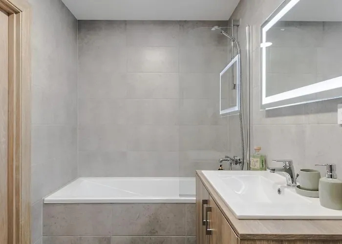 Sweet Home, Cozy Apartments, Free Underground Parking, Long Welcome Vilnius