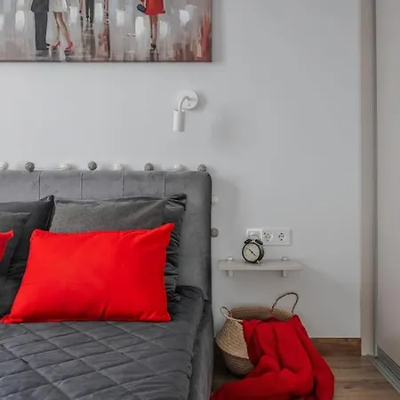 Sweet Home, Cozy Apartments, Free Underground Parking, Long Welcome 公寓